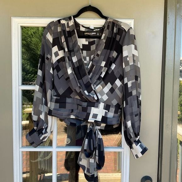 New York & Company Gabrielle Union Abstract Tie Blouse Size Large - Picture 1 of 8